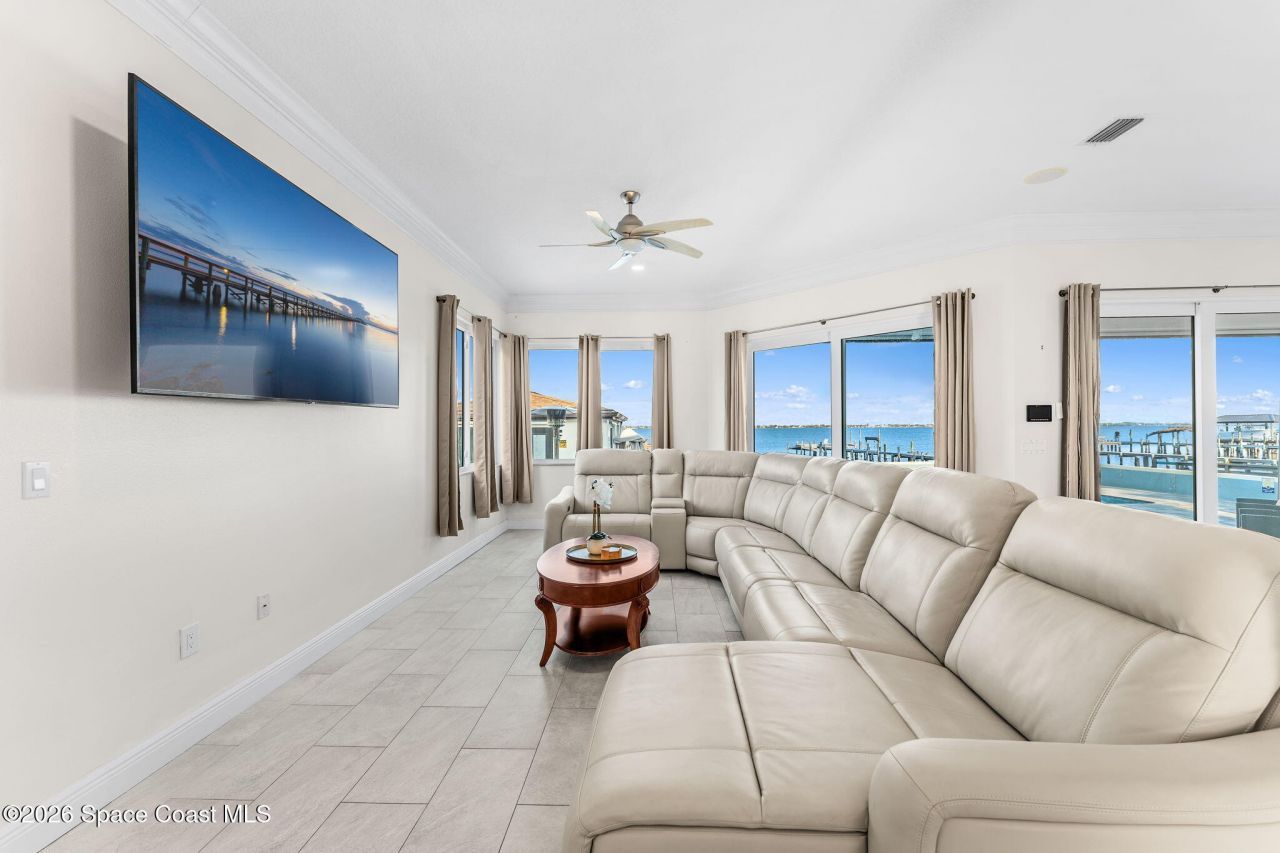 2189 Pineapple Avenue, Melbourne, FL 32935 Photo