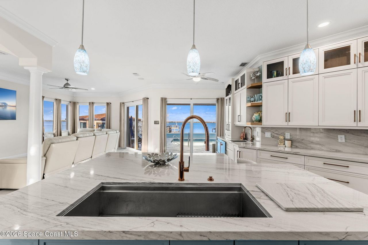 2189 Pineapple Avenue, Melbourne, FL 32935 Photo