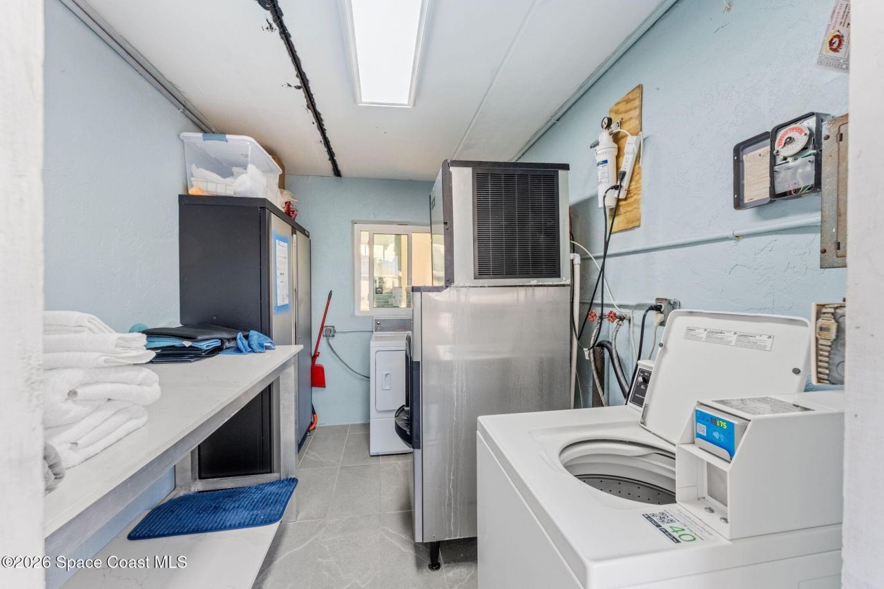 2189 Pineapple Avenue, Melbourne, FL 32935 Photo