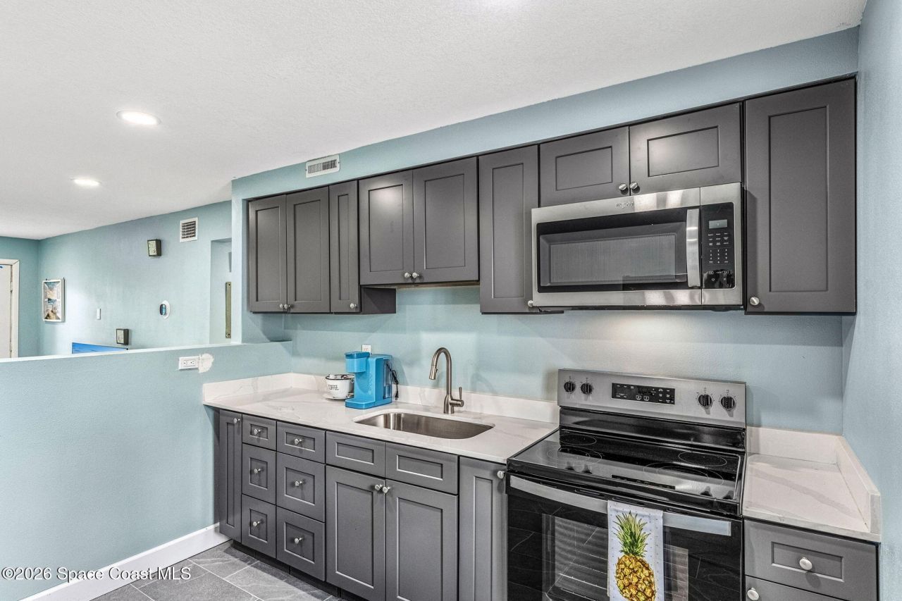 2189 Pineapple Avenue, Melbourne, FL 32935 Photo