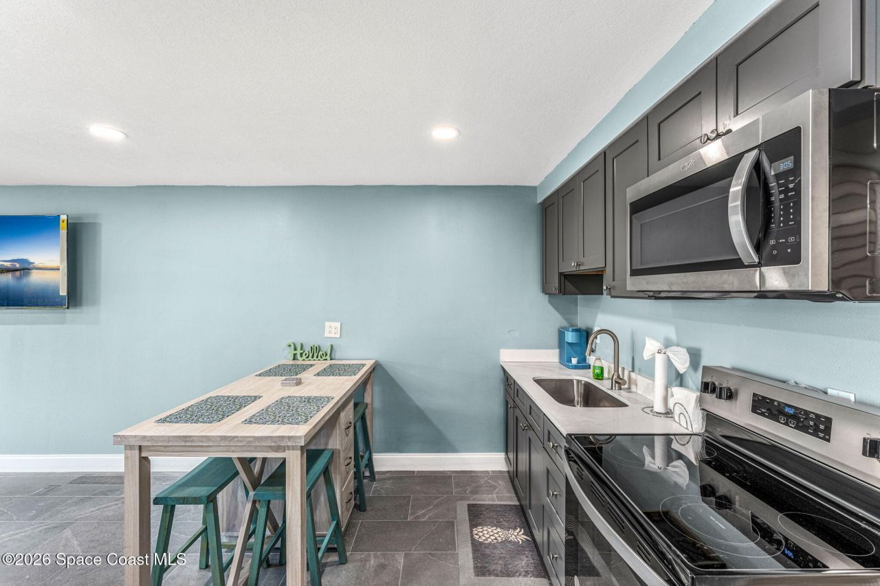 2189 Pineapple Avenue, Melbourne, FL 32935 Photo