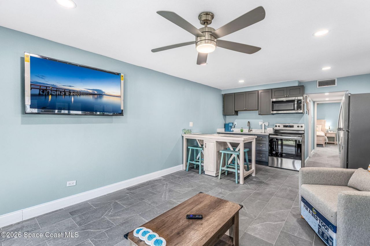 2189 Pineapple Avenue, Melbourne, FL 32935 Photo