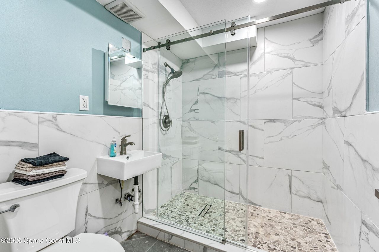 2189 Pineapple Avenue, Melbourne, FL 32935 Photo