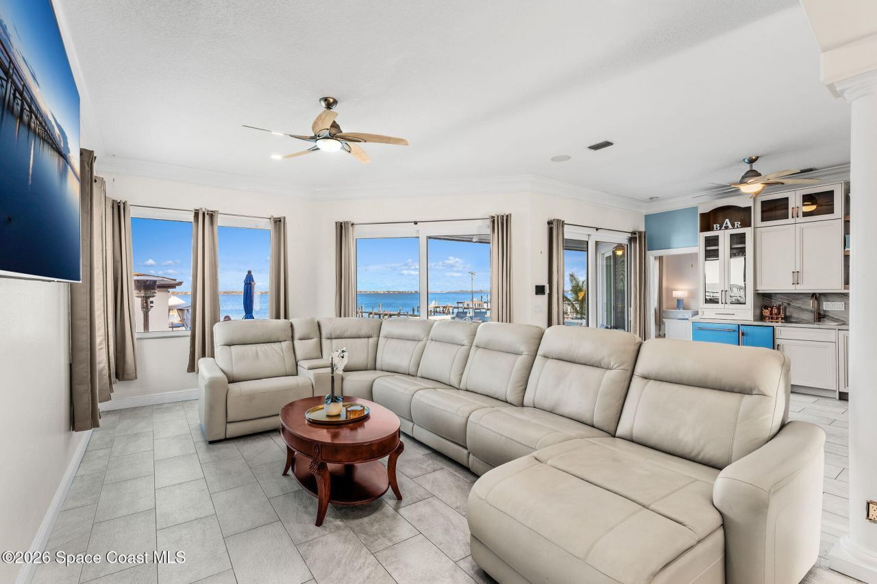 2189 Pineapple Avenue, Melbourne, FL 32935 Photo