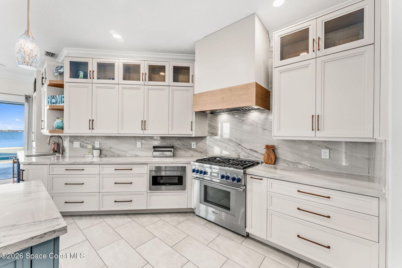 2189 Pineapple Avenue, Melbourne, FL 32935 Photo