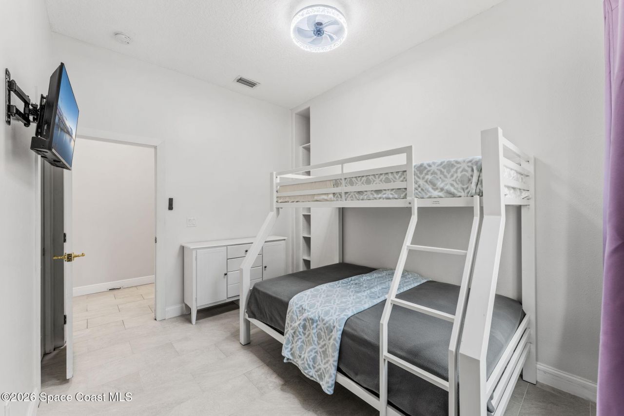 2189 Pineapple Avenue, Melbourne, FL 32935 Photo