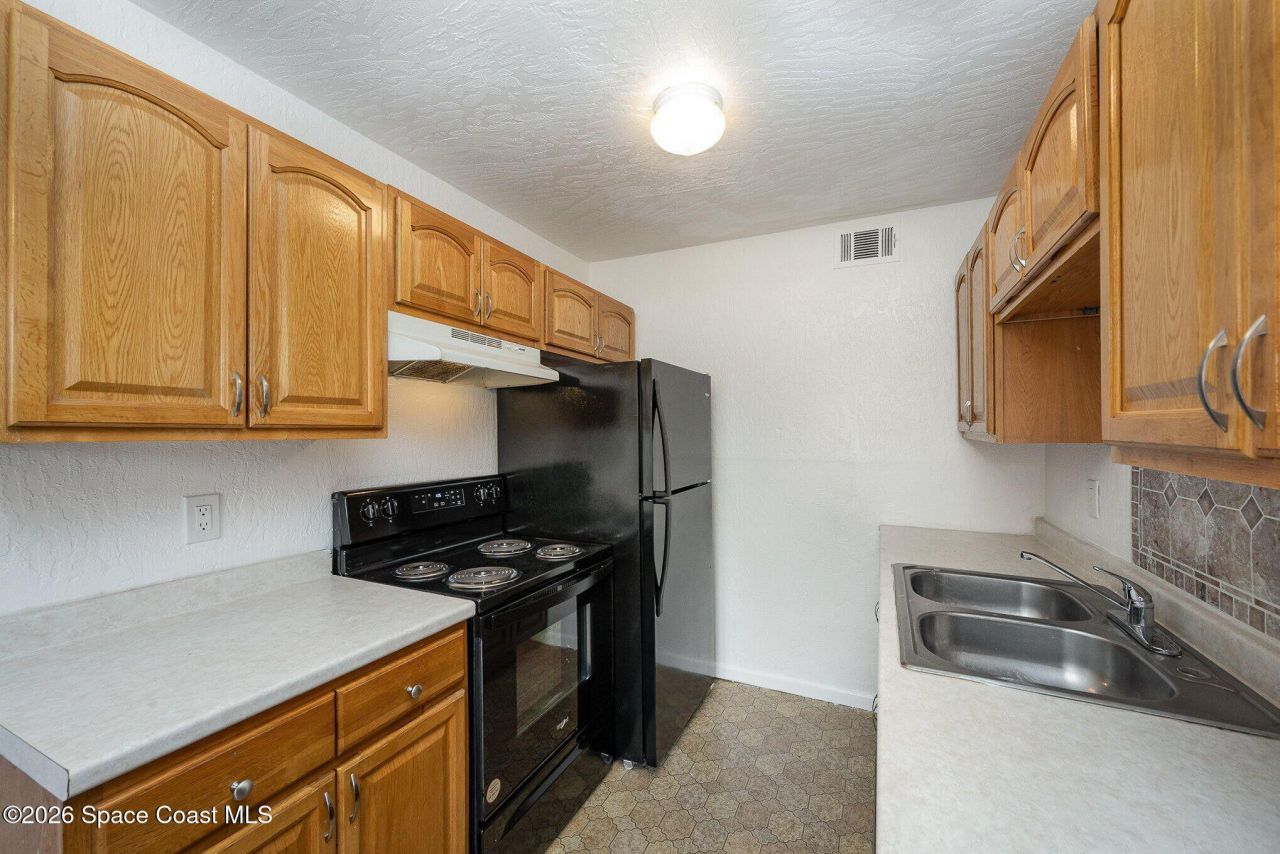 2612 Tree Ridge Lane Ne, Palm Bay, FL 32905 Photo