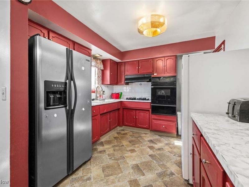 1115 Birch Lane, Cleveland, OH 44109 Photo 12