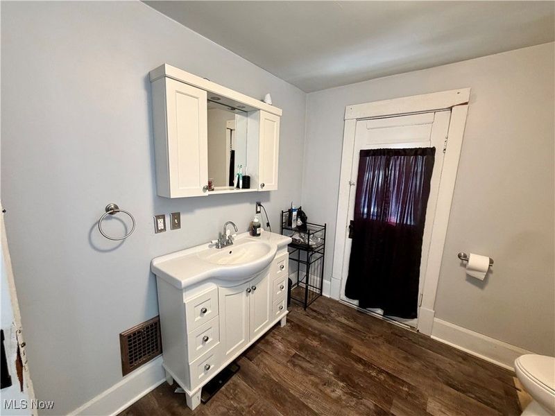 304 E Lisbon Street, Waynesburg, OH 44688 Photo 17