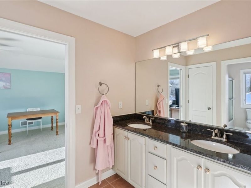 604 Burgess Circle, Aurora, OH 44202 Photo 38