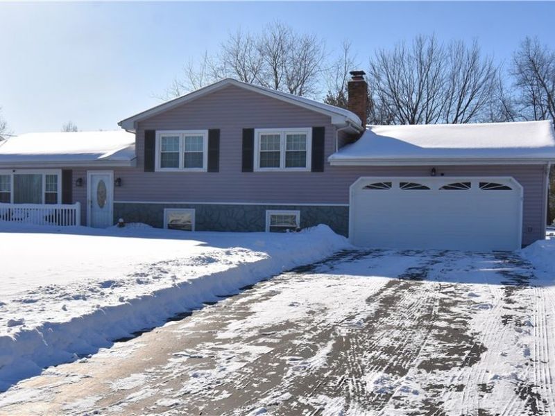 601 Wendemere Drive, Hubbard, OH 44425 Photo 1