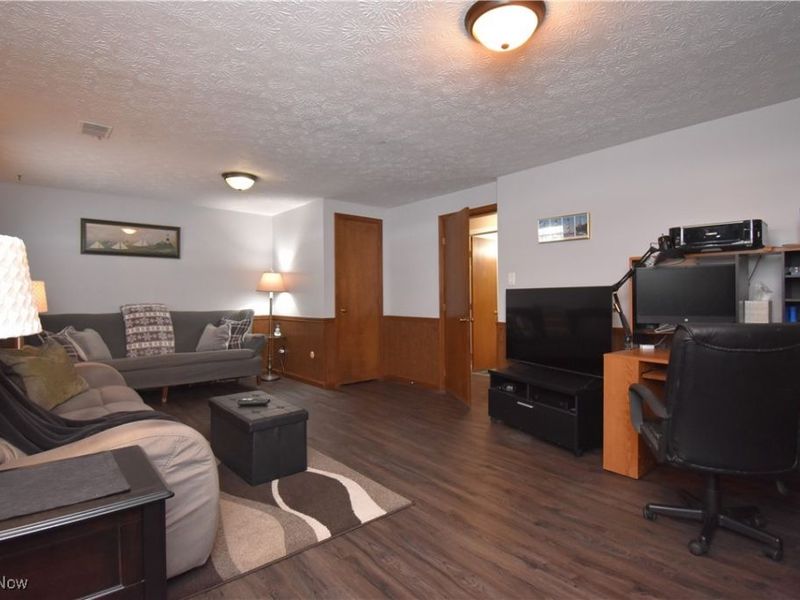 601 Wendemere Drive, Hubbard, OH 44425 Photo 38