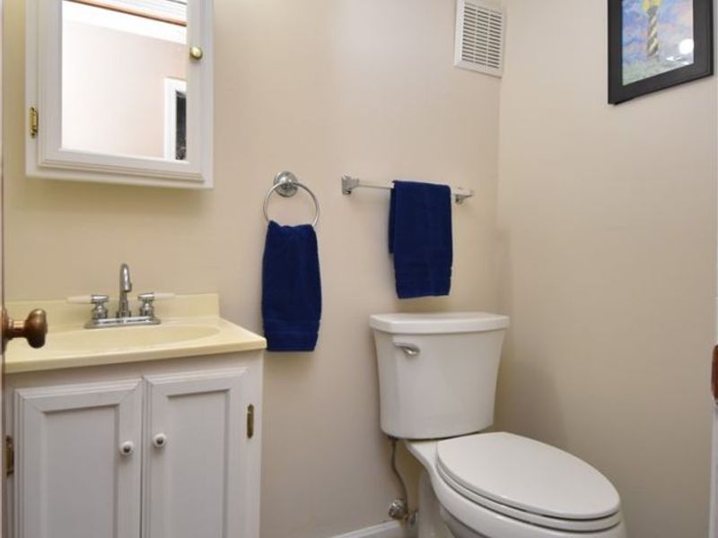 601 Wendemere Drive, Hubbard, OH 44425 Photo 39