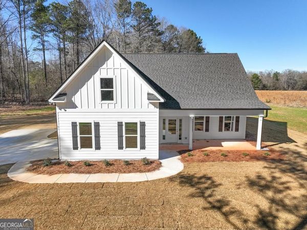 51 Oak Road, Locust Grove, GA 30248
