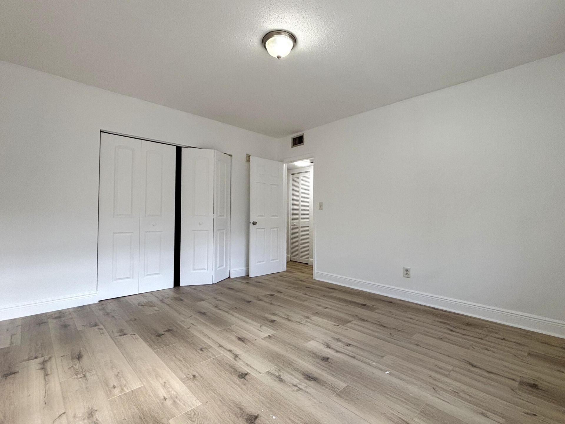 1916 SW 11th Street, Unit 11, Fort Lauderdale, FL 33312 Photo