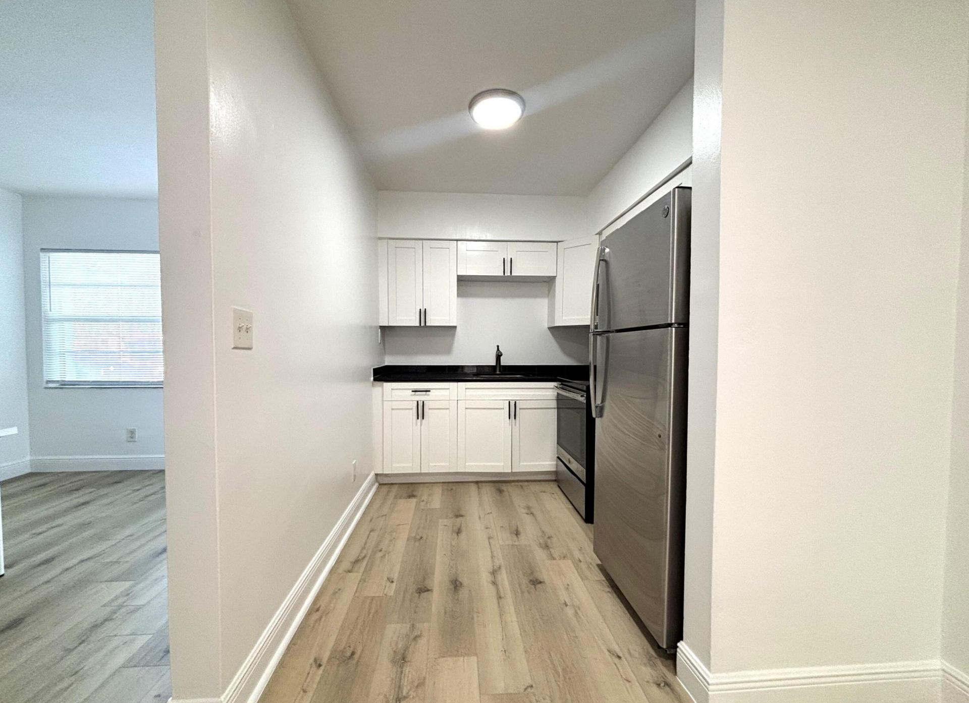 1916 SW 11th Street, Unit 11, Fort Lauderdale, FL 33312 Photo