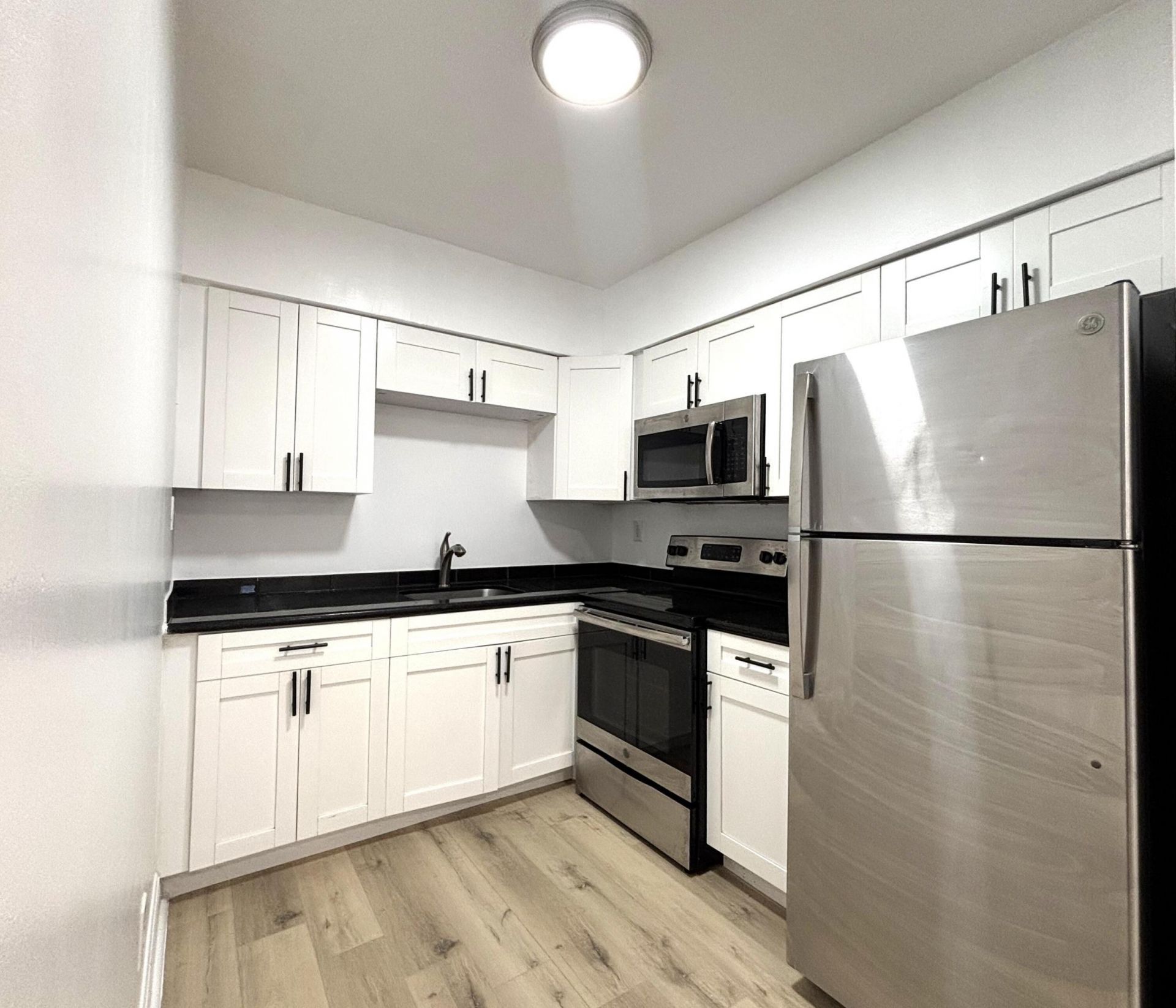 1916 SW 11th Street, Unit 11, Fort Lauderdale, FL 33312 Photo