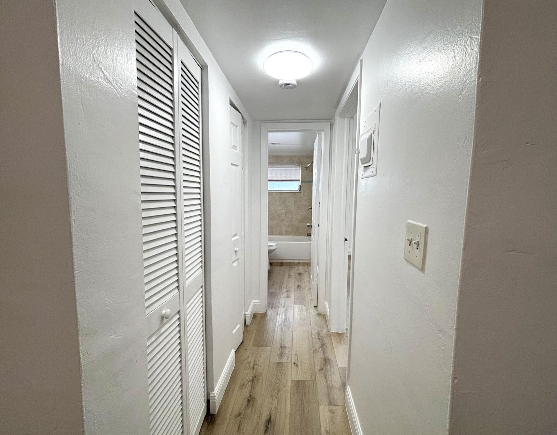 1916 SW 11th Street, Unit 11, Fort Lauderdale, FL 33312 Photo