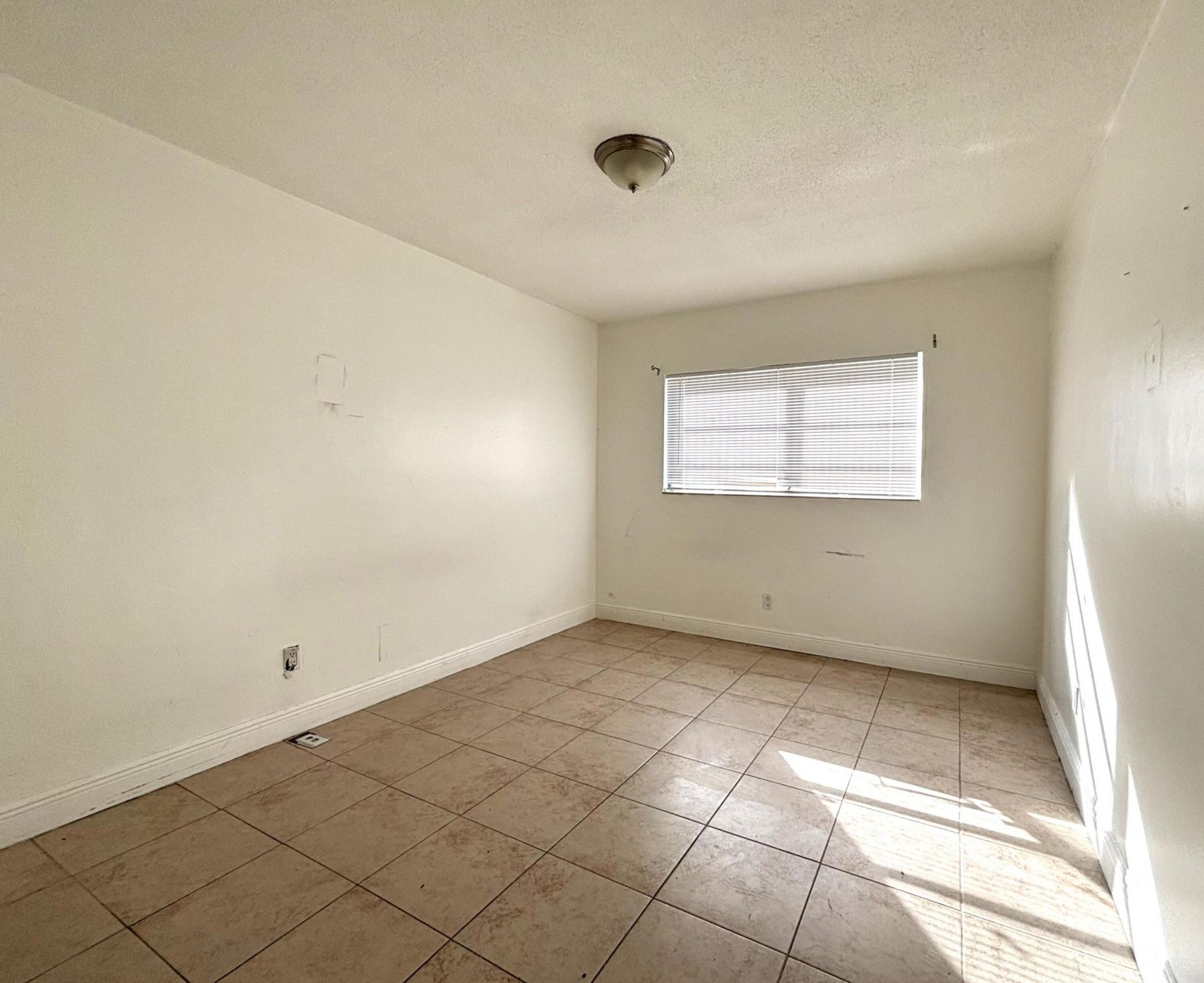 1916 SW 11th Street, Unit 12, Fort Lauderdale, FL 33312 Photo