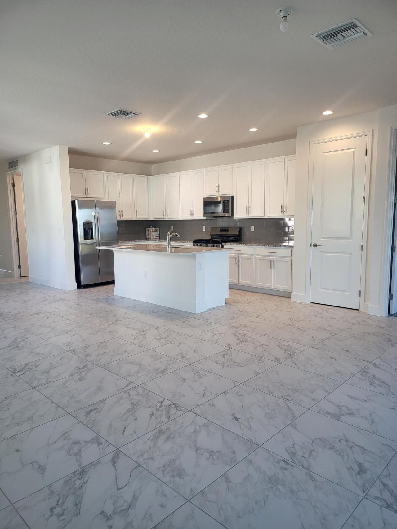 13525 SW Brightside Way, Port Saint Lucie, FL 34987 Photo