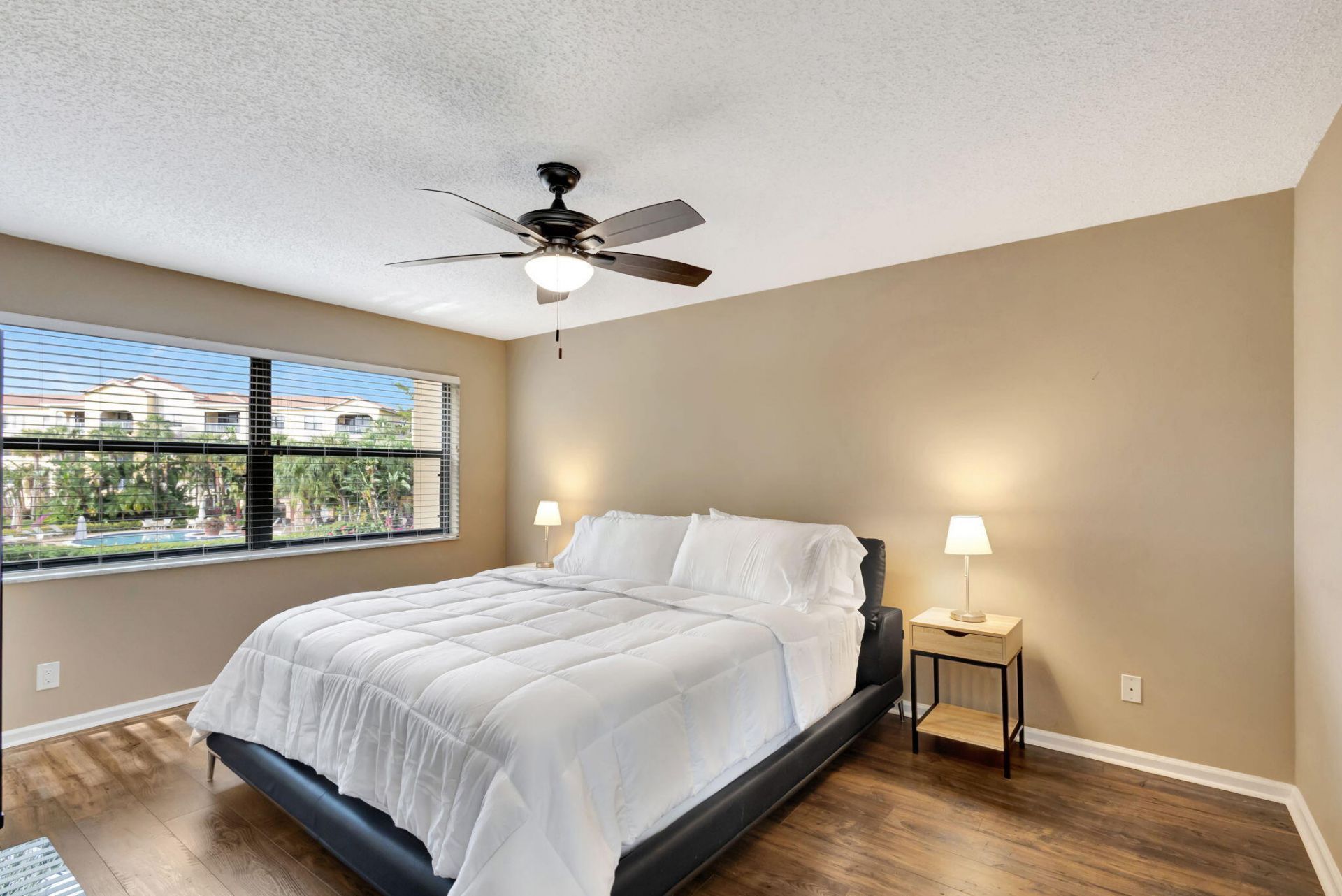 600 Uno Lago Drive, Unit 205, Juno Beach, FL 33408 Photo