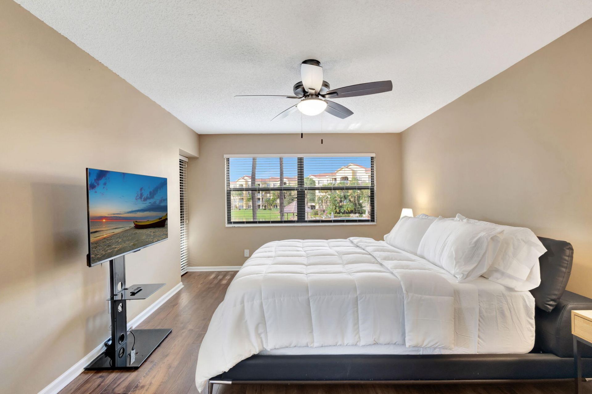 600 Uno Lago Drive, Unit 205, Juno Beach, FL 33408 Photo