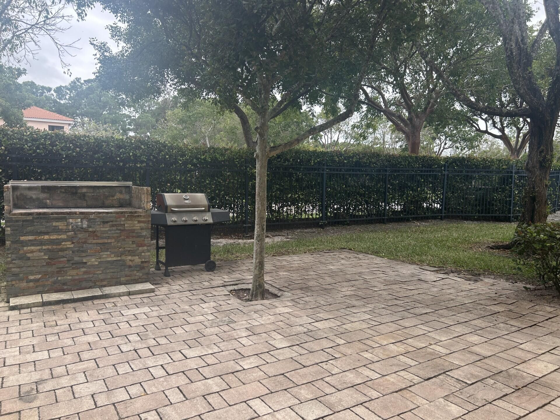 1239 Imperial Lake Road, West Palm Beach, FL 33413 Photo