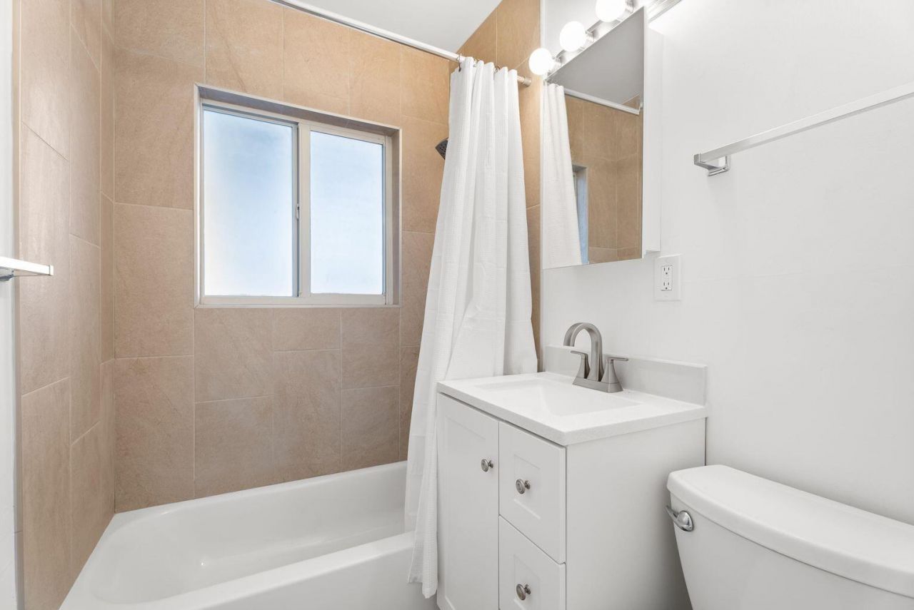 406 57th Street, West Palm Beach, FL 33407 Photo