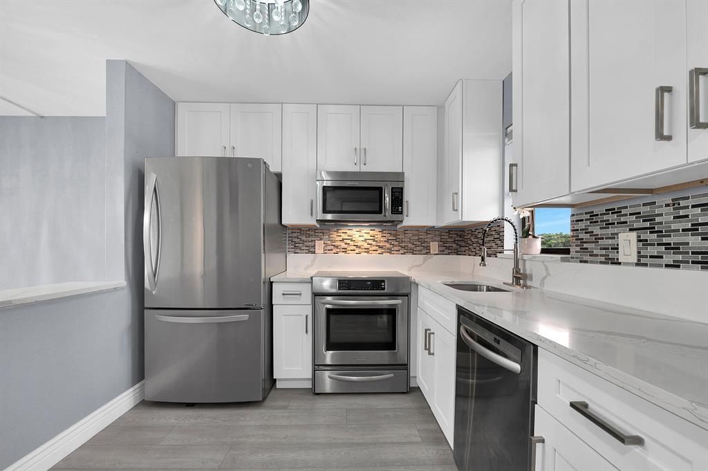 9355 SW 8th Street, Unit 401, Boca Raton, FL 33428 Photo