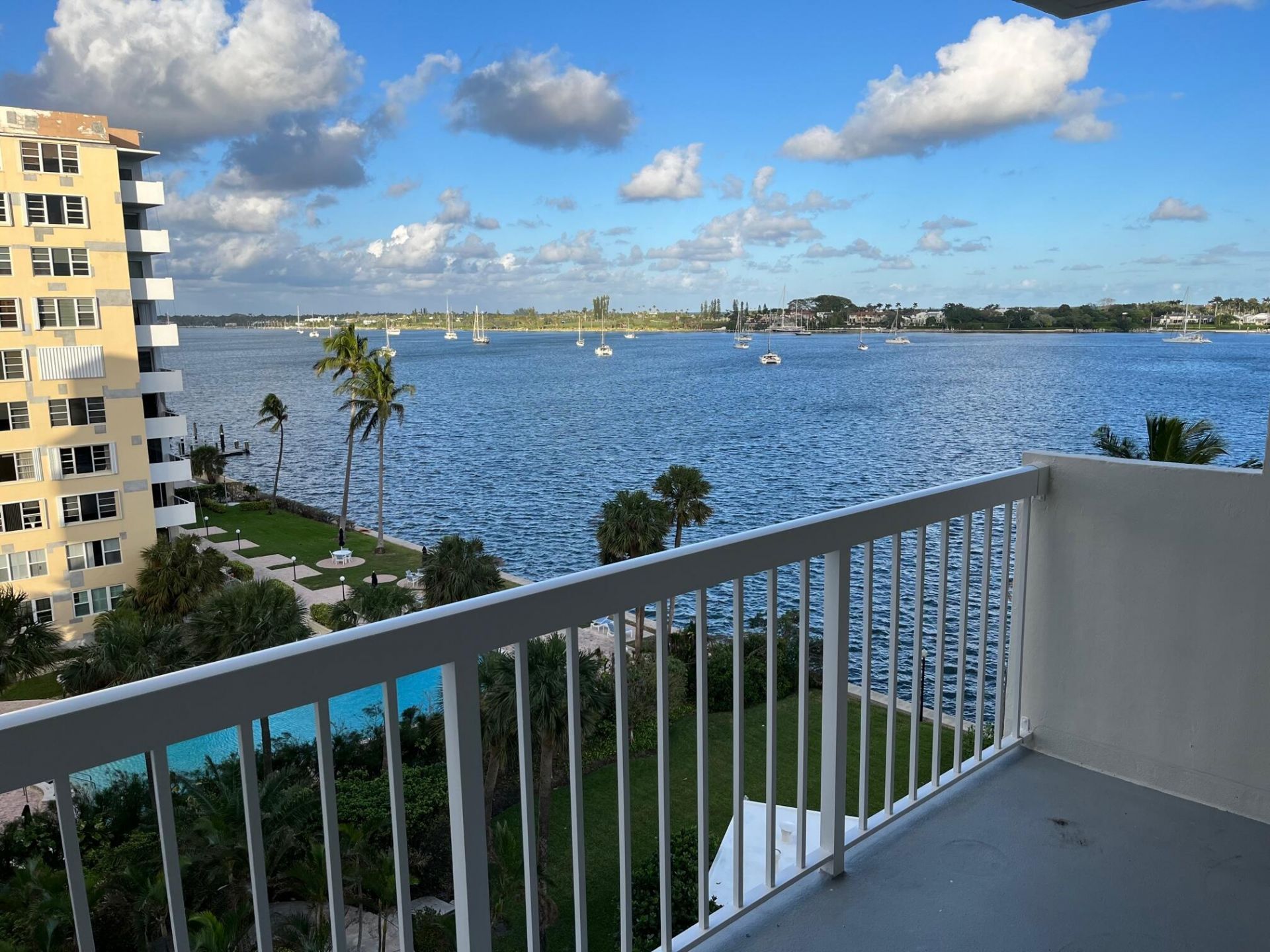 2600 N Flagler Drive, Unit 705, West Palm Beach, FL 33407 Photo