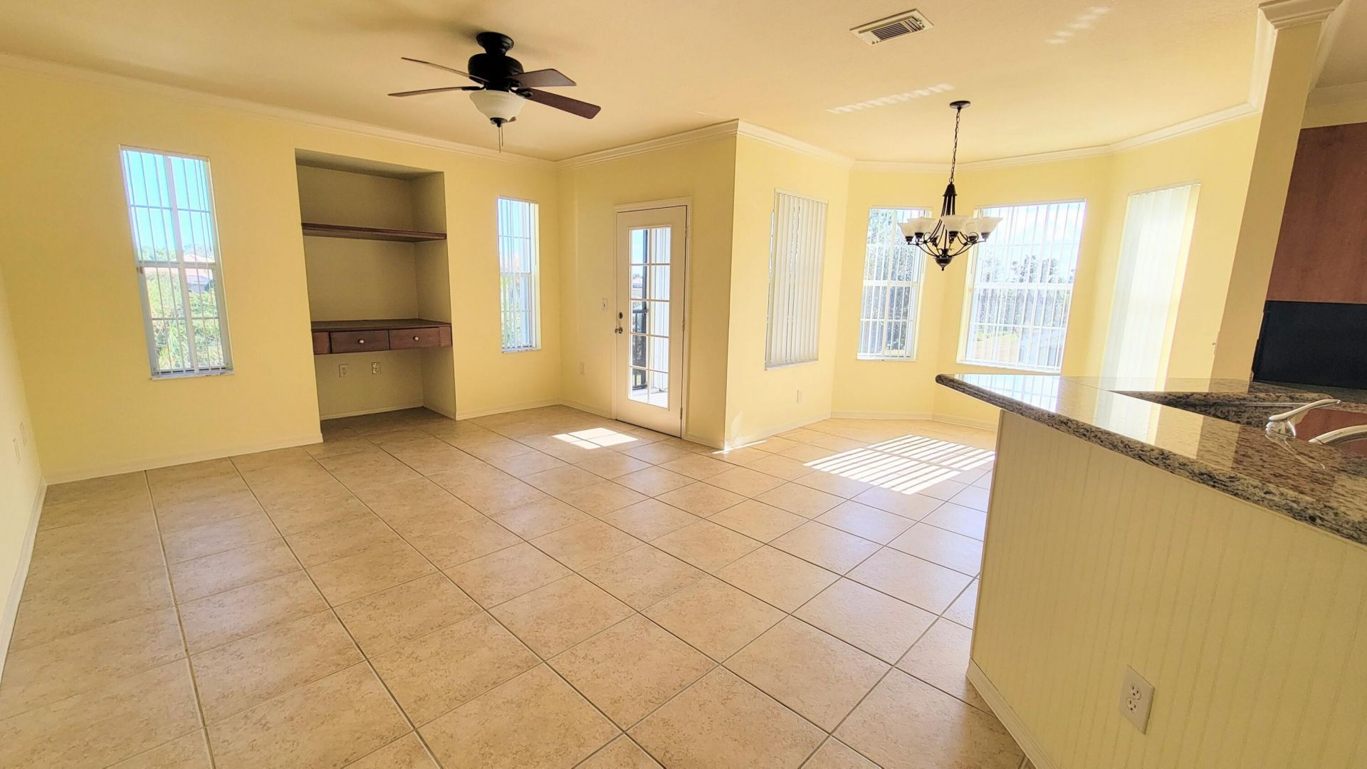 122 SW Peacock Boulevard, Unit 12203, Port Saint Lucie, FL 34986 Photo