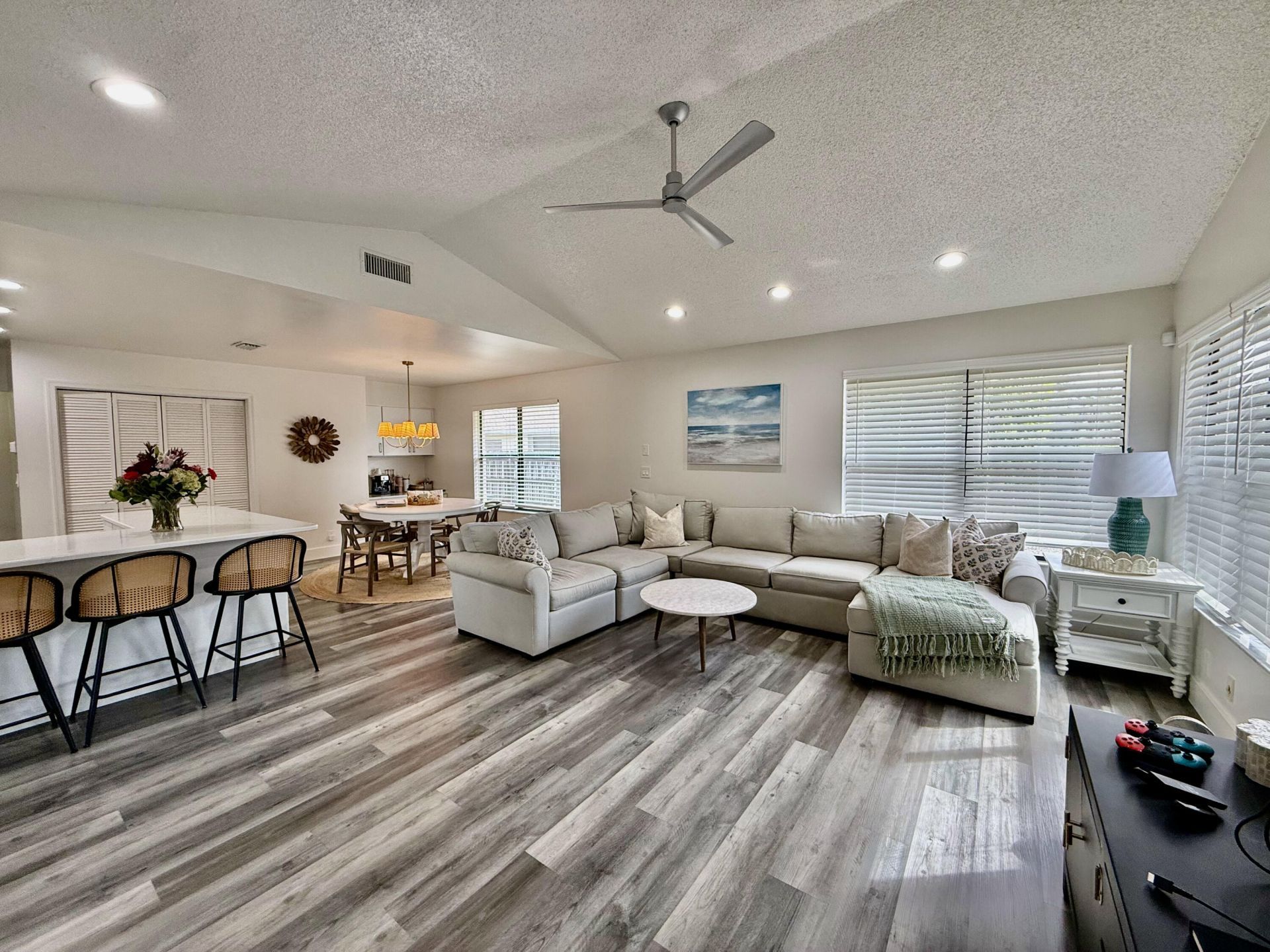 325 Knotty Wood Lane, Wellington, FL 33414 Photo