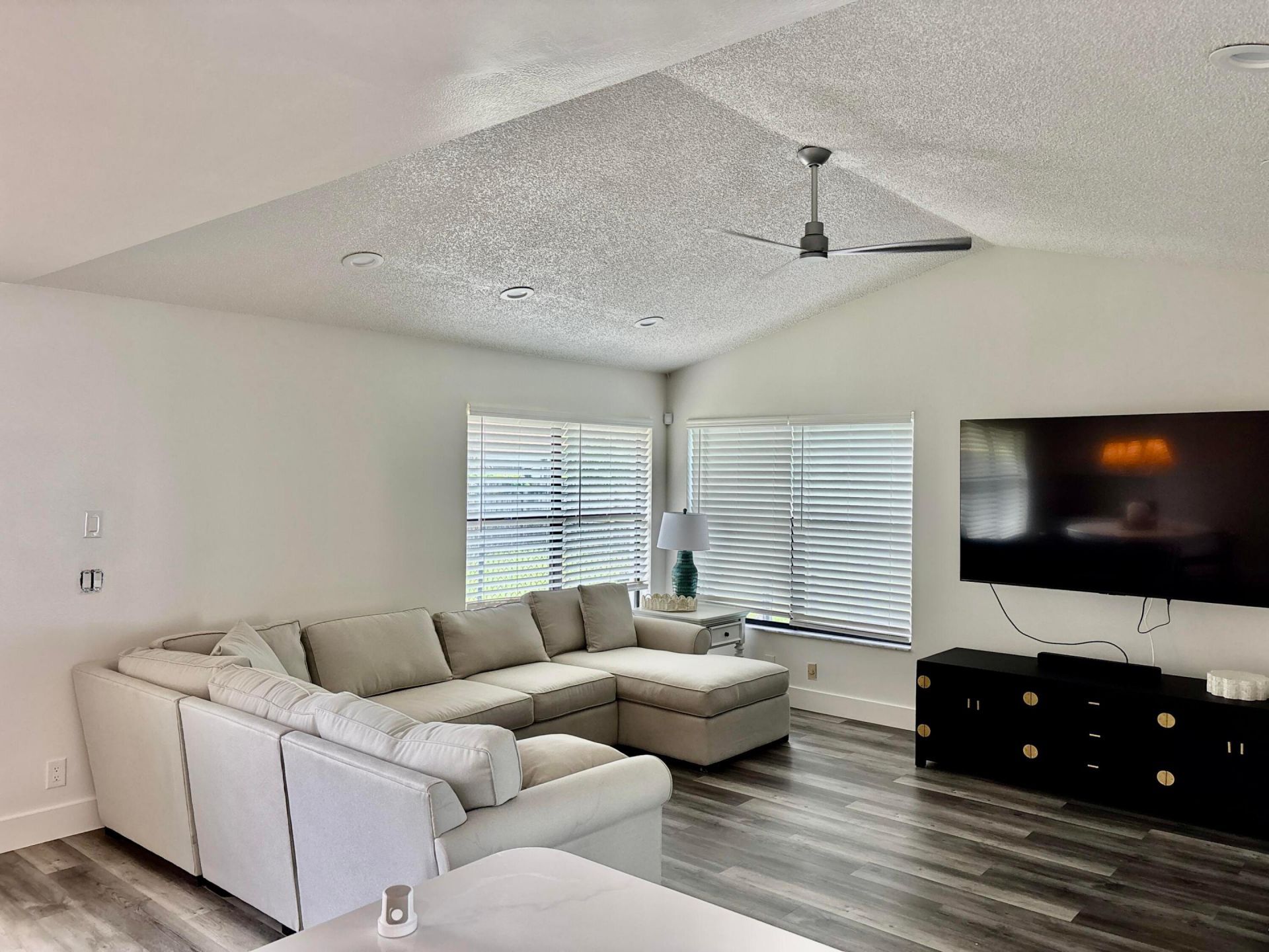 325 Knotty Wood Lane, Wellington, FL 33414 Photo