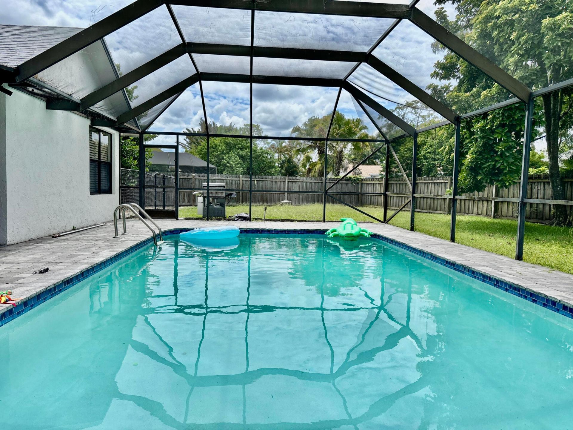 325 Knotty Wood Lane, Wellington, FL 33414 Photo