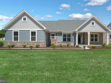 GEORGIA MAE PLAN AT CUMBERLAND PRESERVE ESTATES, CARLISLE, PA 17015