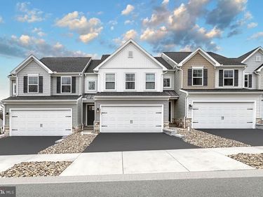2145 HAMPDEN COURT, Unit LOT 20, ENOLA, PA 17025