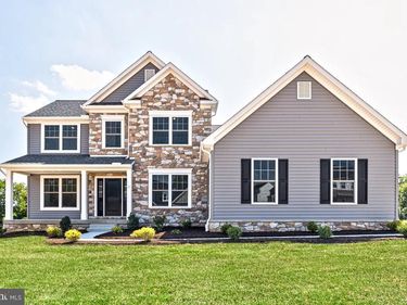 MOLLY PLAN AT CUMBERLAND PRESERVE ESTATES, CARLISLE, PA 17015