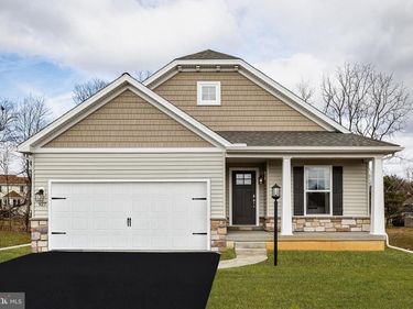 ADELINE FLOORPLAN AT WOODLYNN PRESERVE, SELINSGROVE, PA 17870