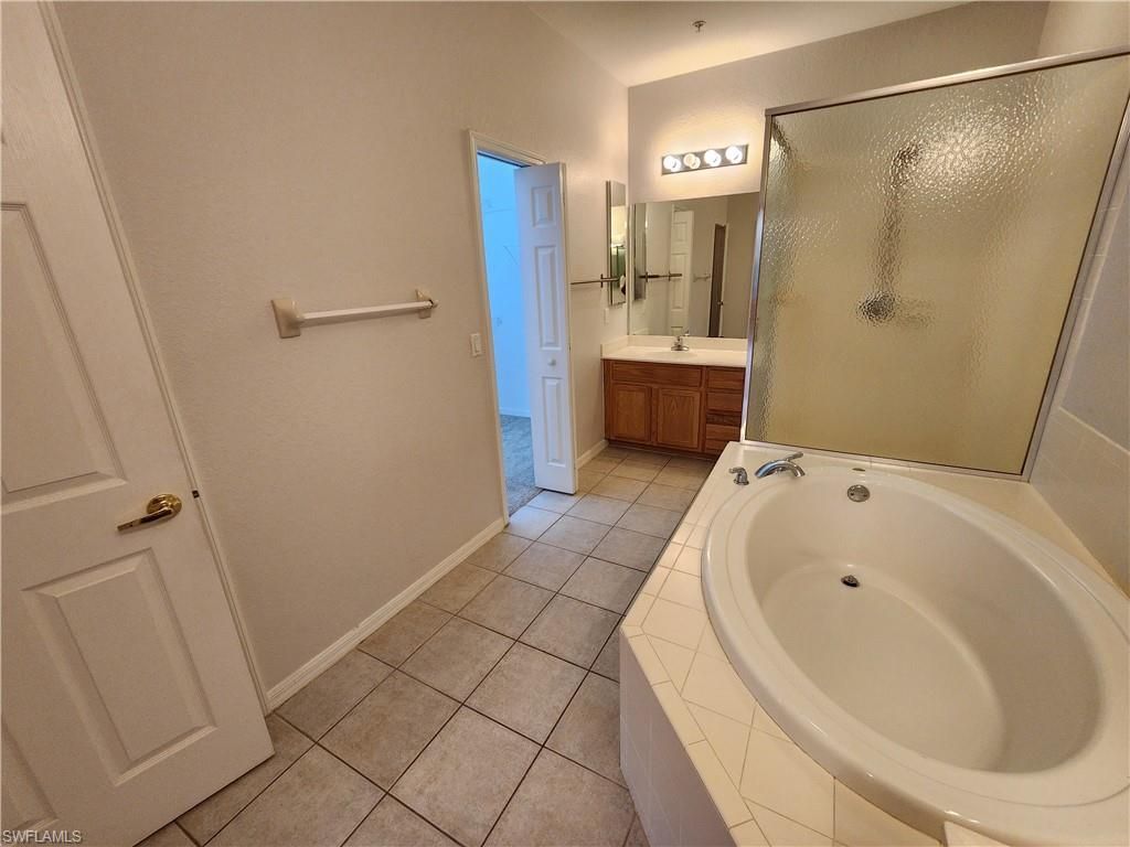 14752 Calusa Palms Dr, Unit 202, Fort Myers, FL 33919 Photo