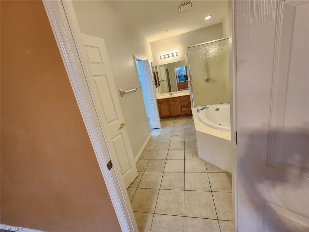 14752 Calusa Palms Dr, Unit 202, Fort Myers, FL 33919 Photo
