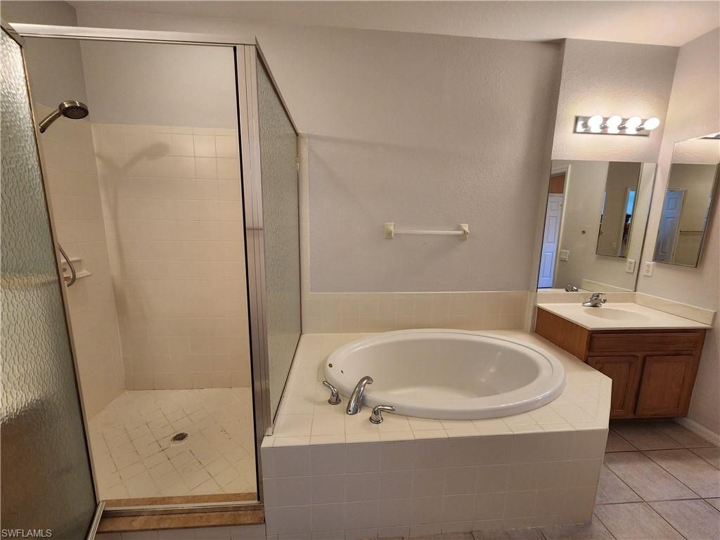 14752 Calusa Palms Dr, Unit 202, Fort Myers, FL 33919 Photo