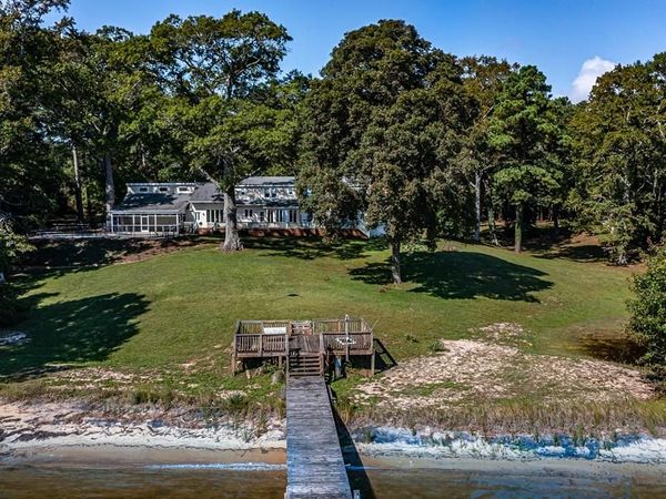 2276 Mosquito Point Road, WHITE STONE, VA 22578