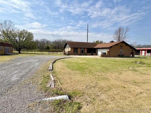 805 NW 14th Street, Wagoner, OK 74467