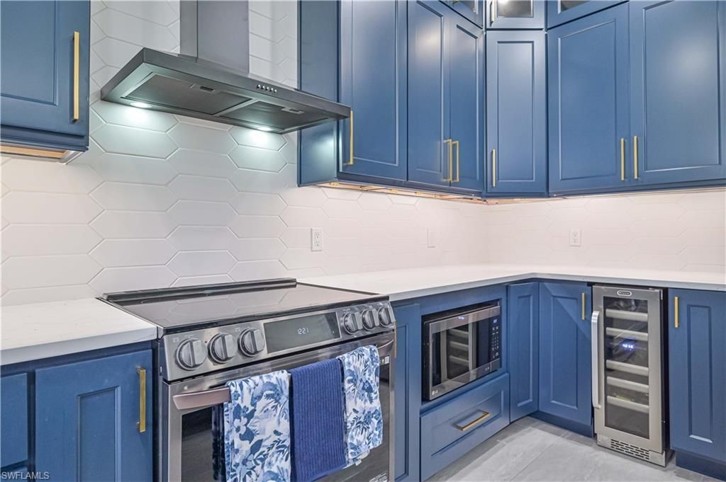 20810 Groveline Ct, Estero, FL 33928 Photo