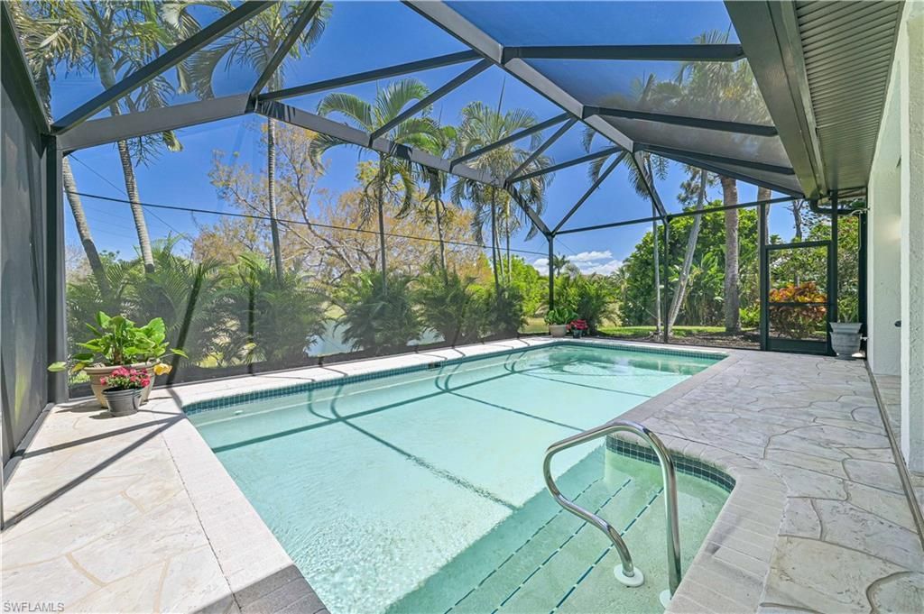 20810 Groveline Ct, Estero, FL 33928 Photo