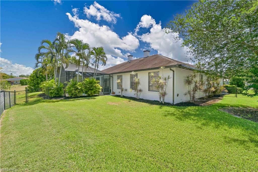 20810 Groveline Ct, Estero, FL 33928 Photo