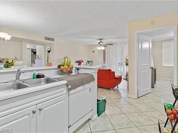 1260 Wildwood Lakes BLVD, Unit 103, NAPLES, FL 34104