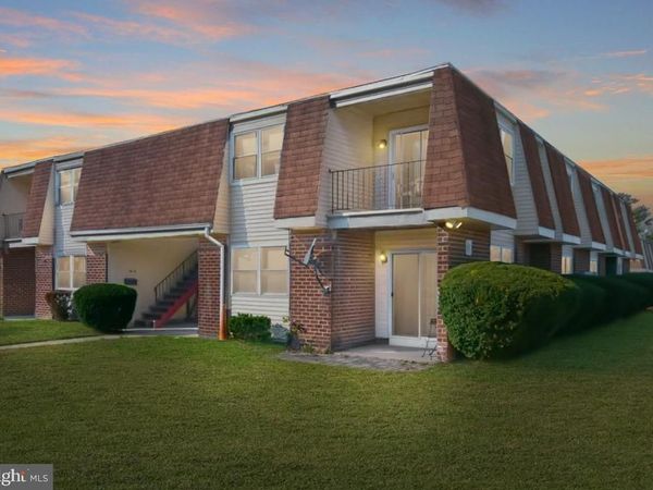 18 2 FLORENCE TOLLGATE, Unit 2, FLORENCE, NJ 08518