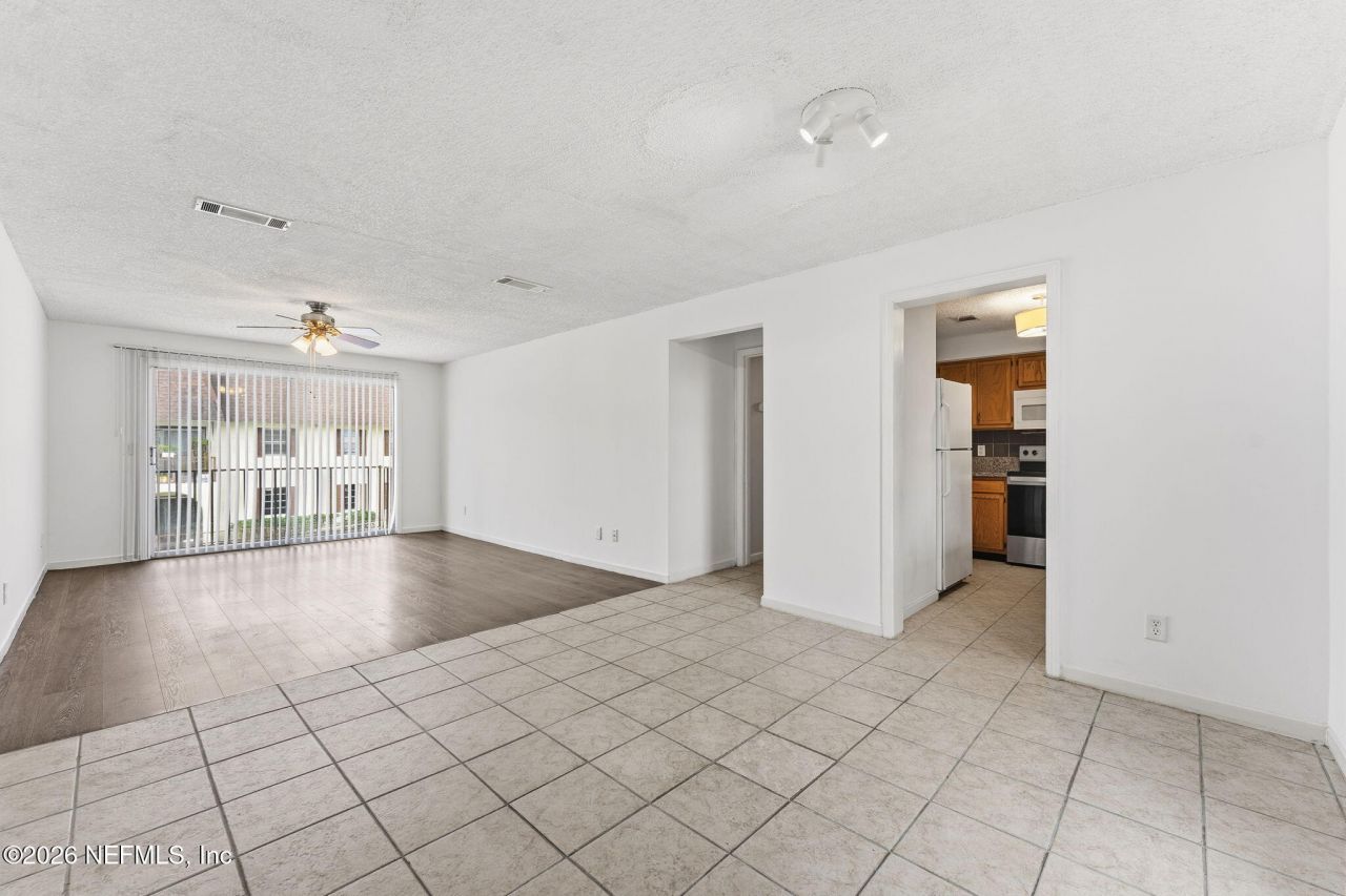 1738 El Prado Road, Unit 8, Jacksonville, FL 32216 Photo