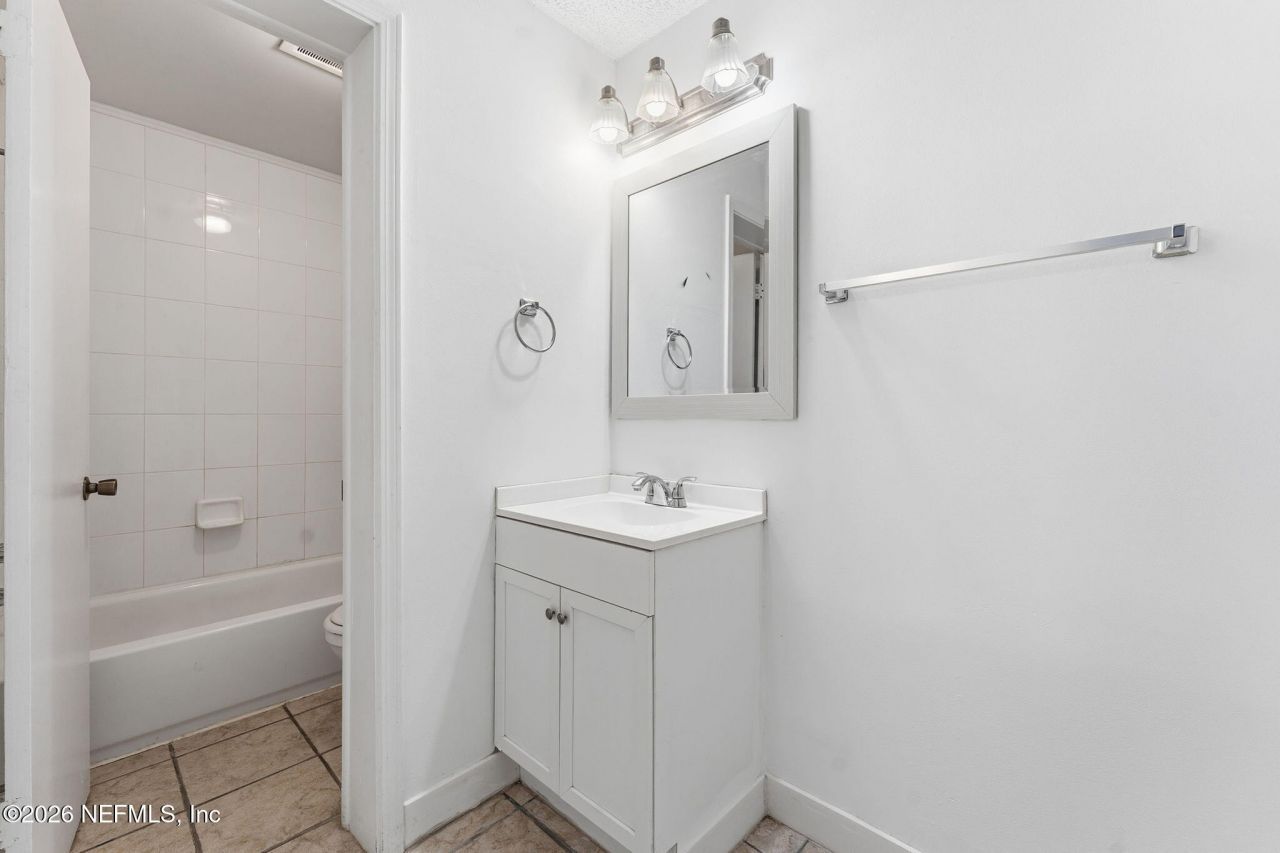 1738 El Prado Road, Unit 8, Jacksonville, FL 32216 Photo